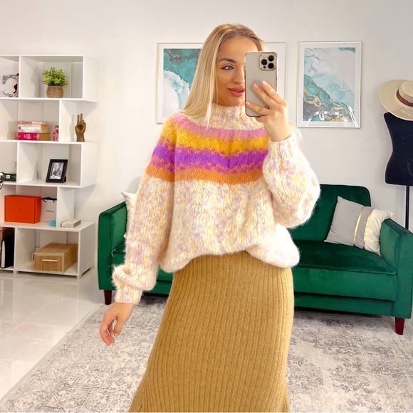 Rose Carmine Doudou Kid Mohair Open Front Sweater - Neutrals Knitwear - Picture 11 of 17